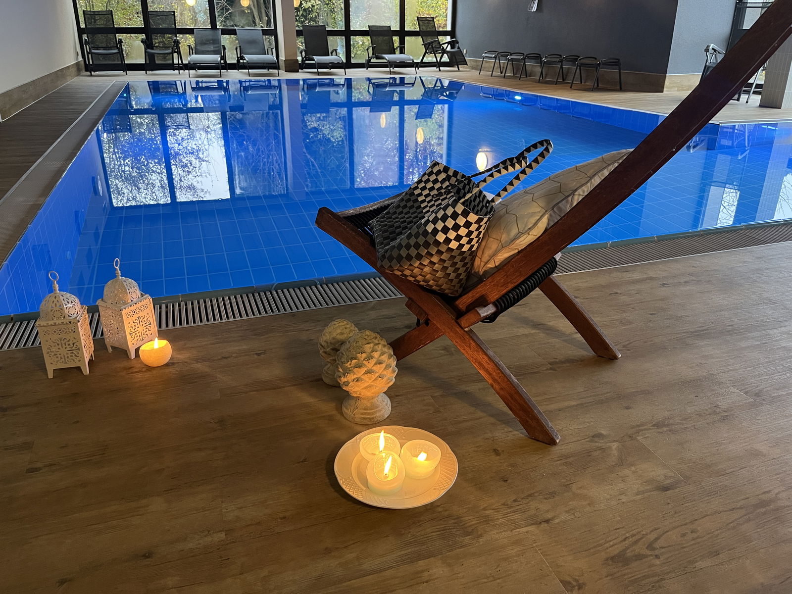 Goldener Hahn - Hyggeliges Aparthotel mit Frühstücksbuffet, Pool & Sauna