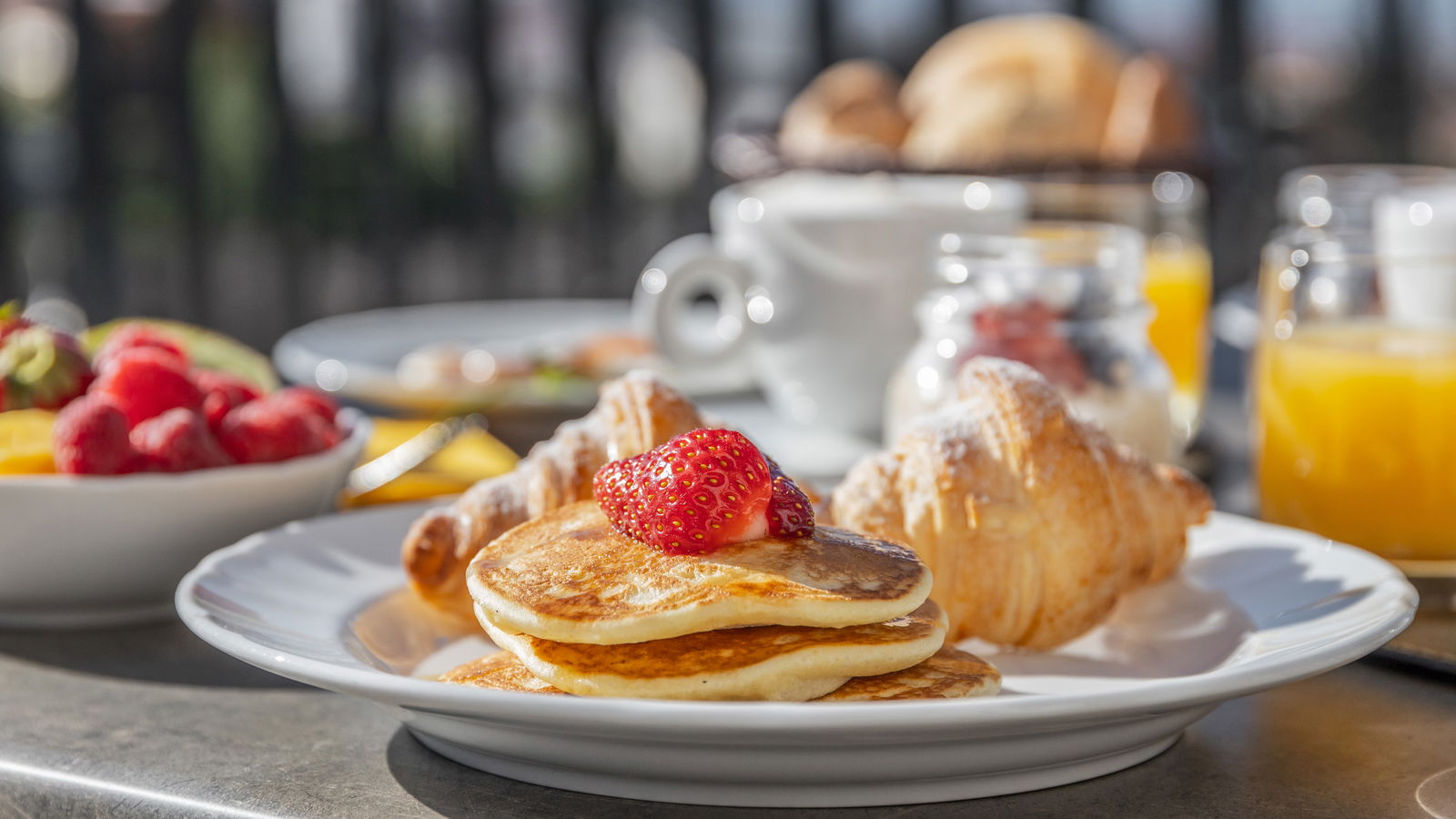 Maraias Luxury Suites & Apartments