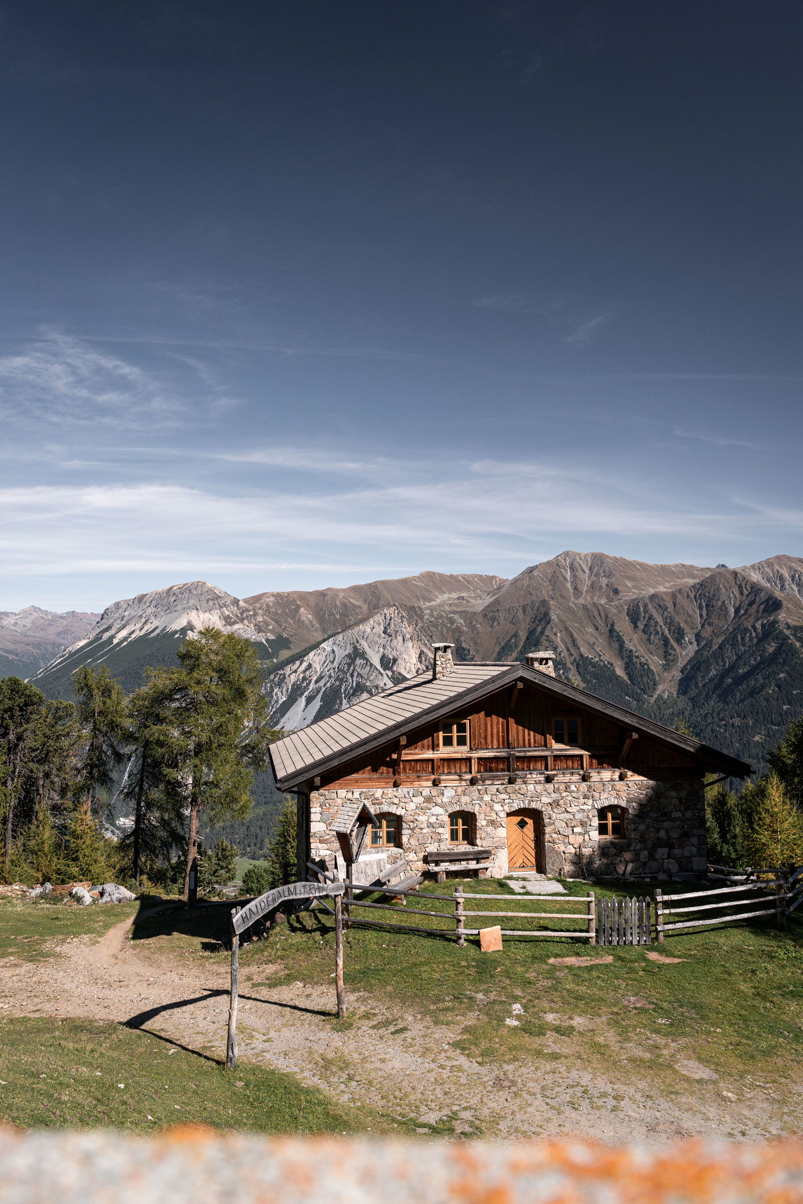 Maraias Luxury Suites & Apartments