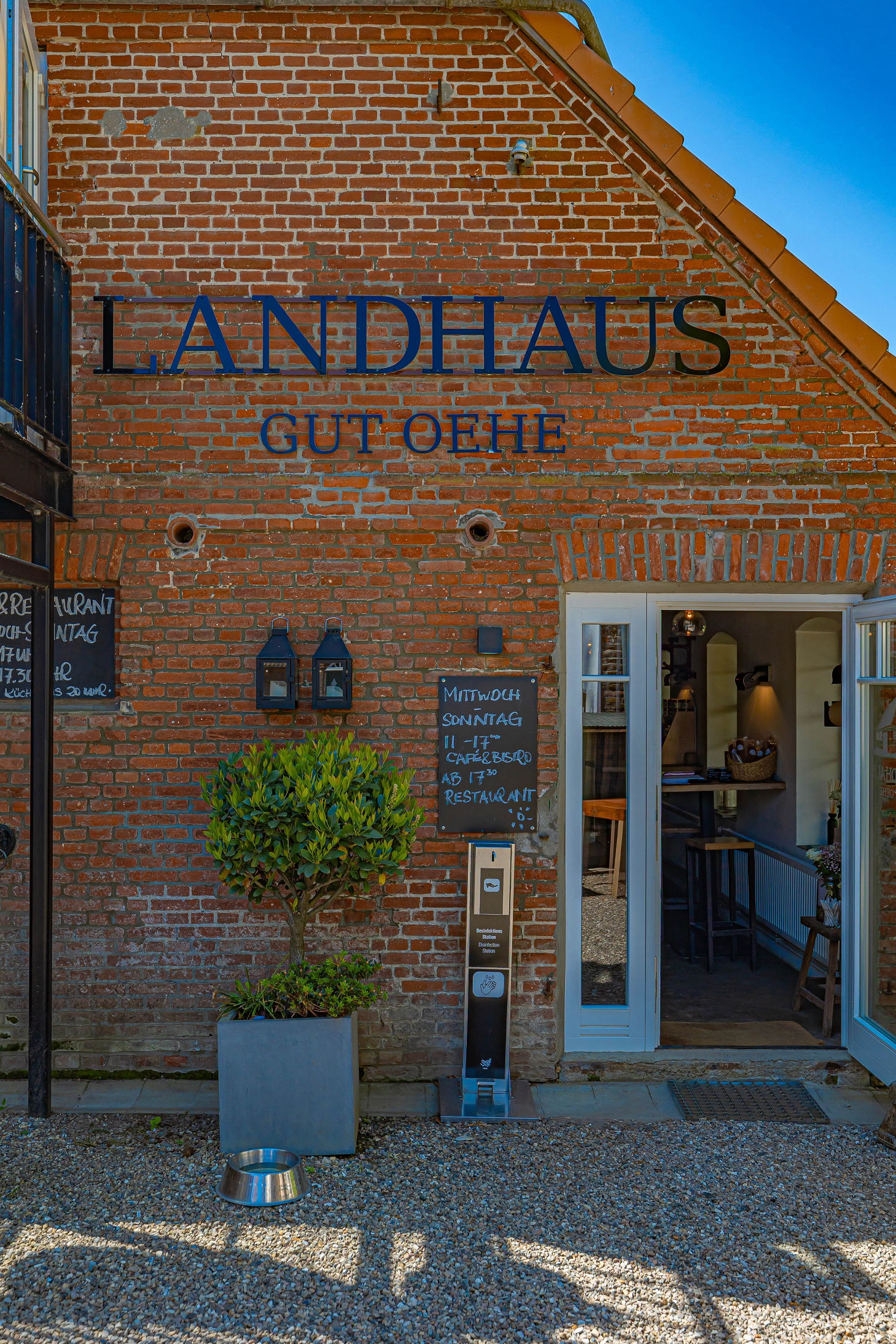 Ferienwohnungen mit Ostseeblick auf Gut Oehe