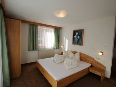 Bild 30 aus  Waldhof