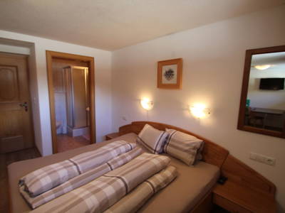 Bild 44 aus  Waldhof