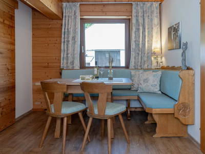 Bild 150 aus  Pleschinhof