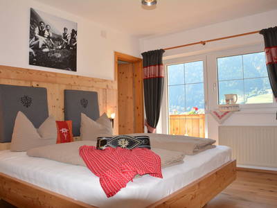 Schlafzimmer Ferienwohnung Tirol