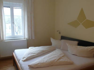 Bild 108 aus  Lugerfarm