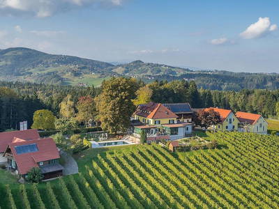 Bild 2 aus  Der PEISERHOF  ferien.wein.gut