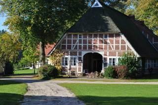 Ferienanlage Böttcher Hof - Der denkmalgeschützte Hof mit vielen Fachwerkgebäuden