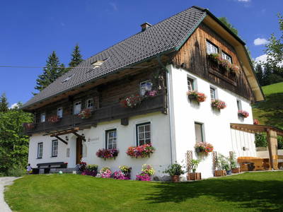 Bild 2 aus  Steinerhof