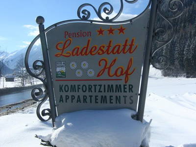 Bild 47 aus  Ladestatthof