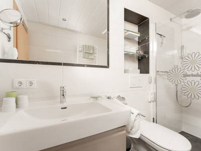 Bild 123 aus  Marteshof