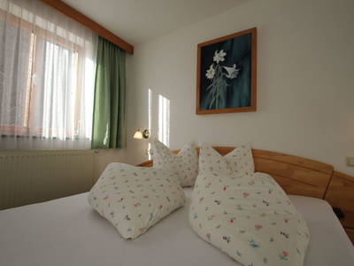 Bild 66 aus  Waldhof