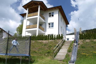 Ferienhof Schmidt-Köss aus Winterberg