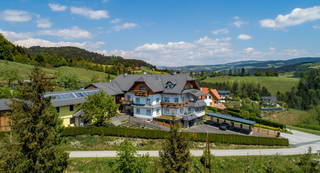 Ferienwohnungen Perhofer aus Koglhof