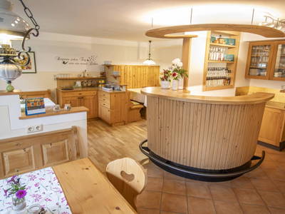 Bild 7 aus  Brandl Obstbauernhof 