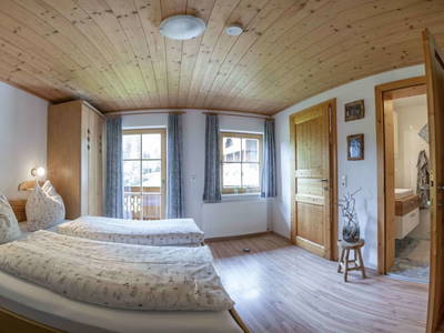 Bild 91 aus  Niederarnigerhof