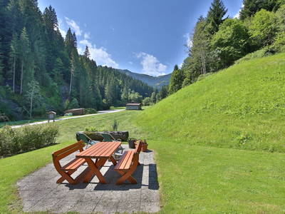 Bild 6 aus  Alpboden