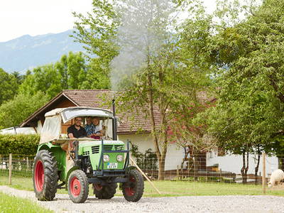 eine Traktorfahrt ist lustig