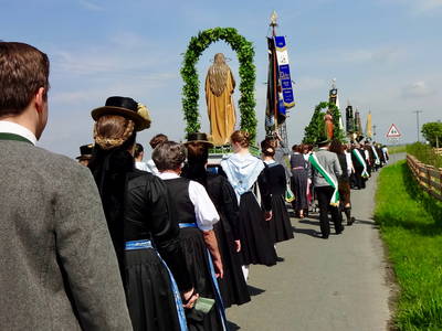 Fronleichnam_in_Neukirchen