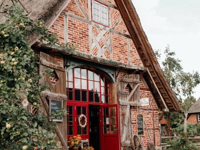 Bild 2 aus  Hof Alte Zeiten