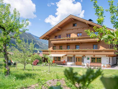 Bild 2 aus  Paulerhof