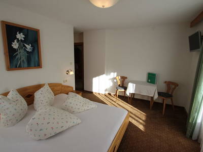 Bild 65 aus  Waldhof