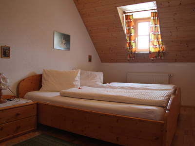2-Bett-Zimmer