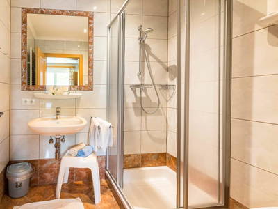 Bild 143 aus  Sinnhubgut