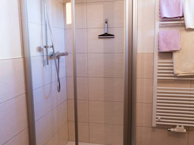 Bild 20 aus  Vorderkreuzsaalgut