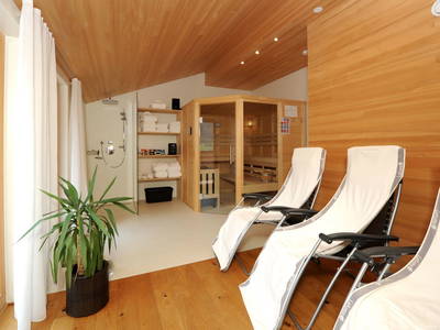 Bild 12 aus  Haldenhof