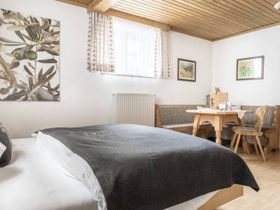 Bild 77 aus  Obersteffengut