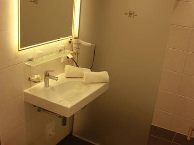 Bild 84 aus  Lugerfarm