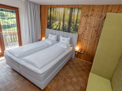 Bild 101 aus  Pleschinhof