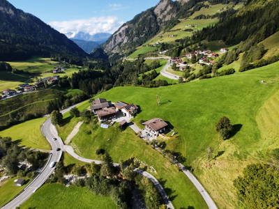 Bild 41 aus  Lambachhof