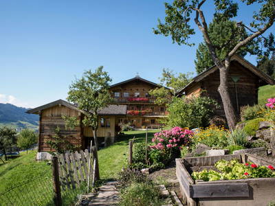 Bild 2 aus  Siedlerhof