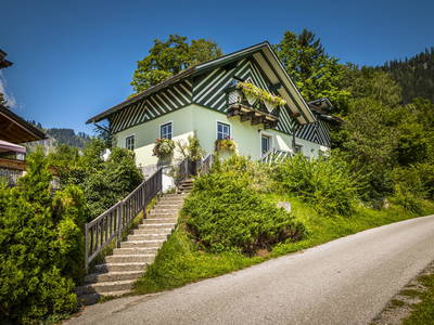 Bild 2 aus  Ferienhaus Pesbichl