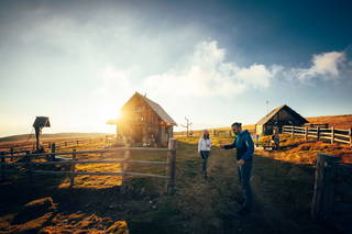 Peterbauerhütte aus Rennweg am Katschberg