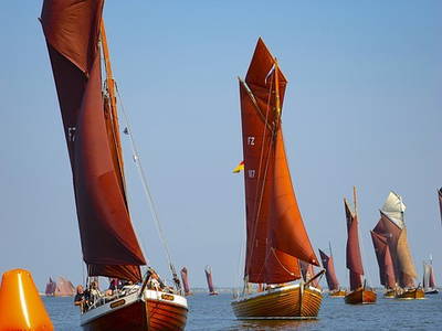 Zeesboote auf dem Bodden