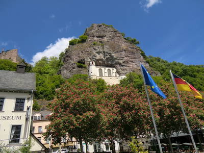 Die "Felsenkirche" in der Edelstein- und Schmuck-Stadt Idar-Oberstein
