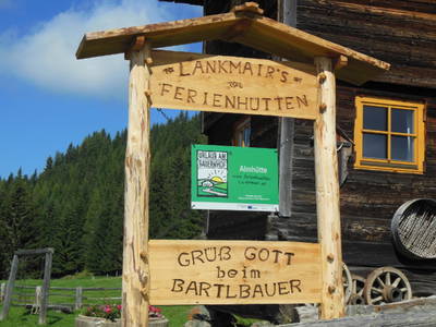 Bild 2 aus  Ferienhütten Lankmair