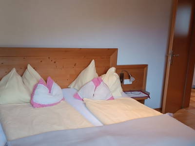 Bild 66 aus  Bräuhauser