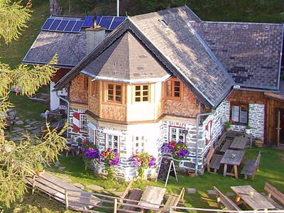 Bild 2 aus  Bergfriedhütte