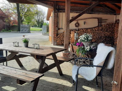 gemütliche Stunden auf dem Hof