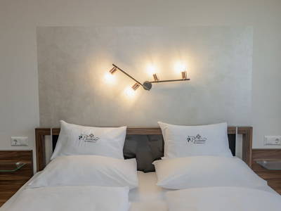 Bild 167 aus  Pleschinhof