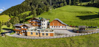 Bruckreiterhof aus Pichl-Preunegg