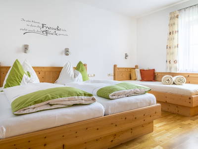 Bild 47 aus  Neuhaus