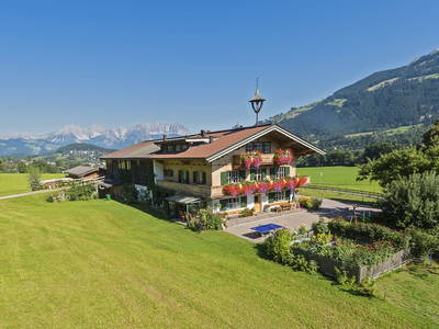 Bild 2 aus  Lindenhof