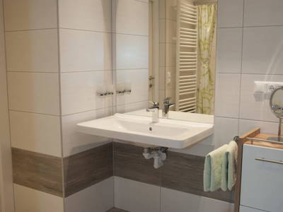 Bild 86 aus  Oranhof