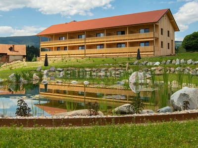 Bild 3 aus  Pircherhof - Adults Only am Biobauernhof