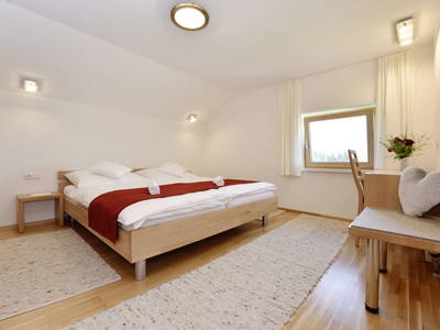 Bild 24 aus  Hof Lässer