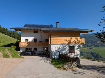 Bild 2 aus  Neuhauserhof